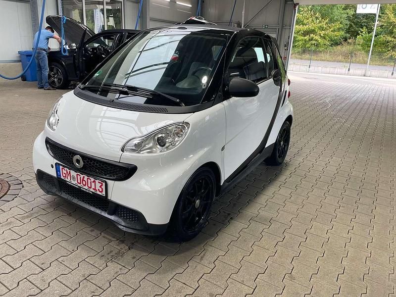 Weiß Gebraucht 2014 Smart ForTwo Cabrio Cabrio | 6.800 € (Fairer Preis) - Bild 1/4