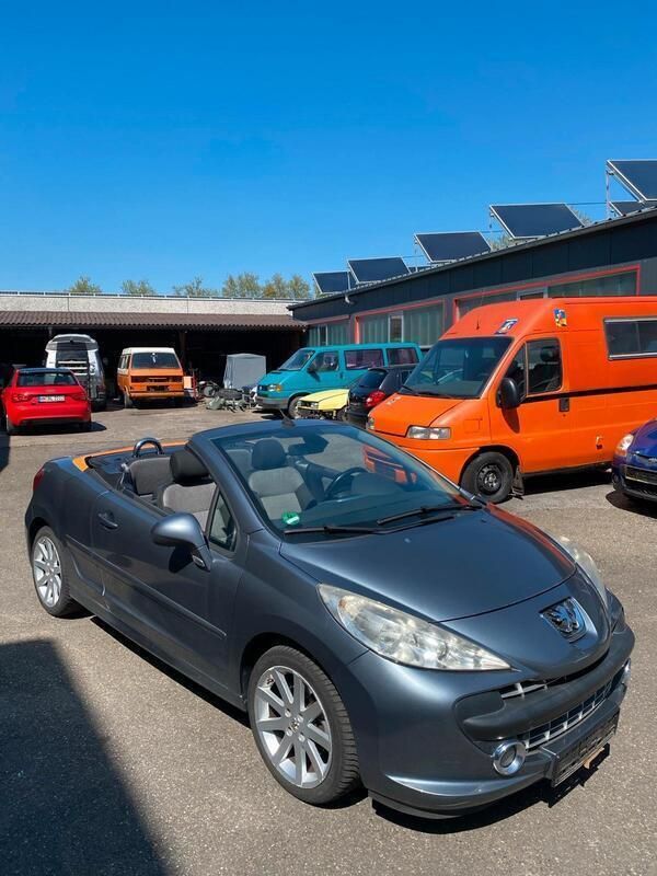 Grau Gebraucht 2008 Peugeot 207 CC Cabrio | 2.500 € (Fairer Preis) - Bild 1/4