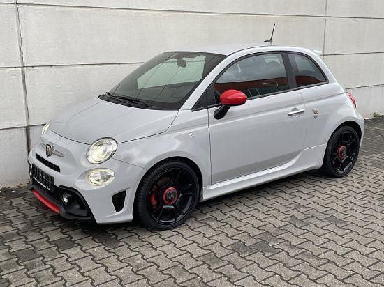 Gebraucht Abarth 595 Pista 160 PS (117 kW) 2018 Campovolo grau Kleinwagen