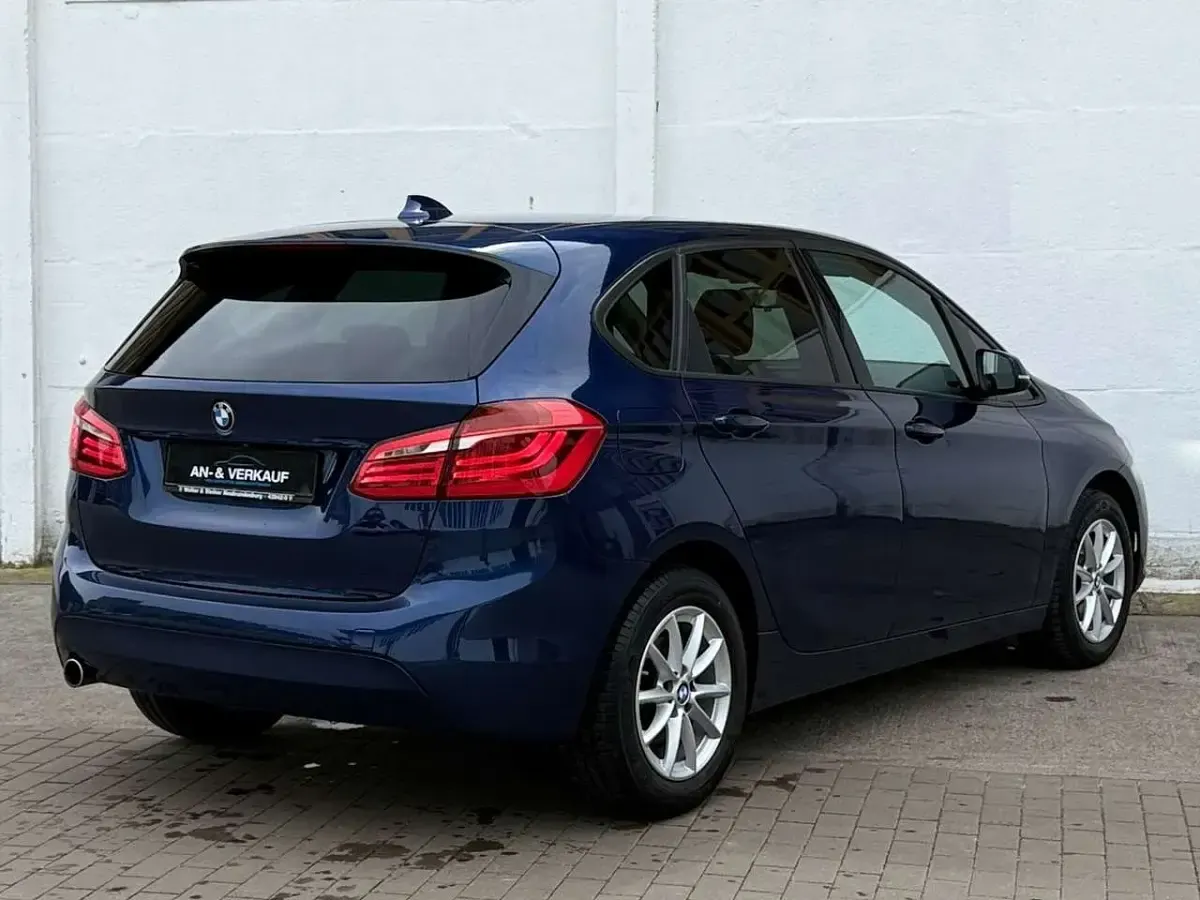Gebraucht BMW 218 Active Tourer Performance 150 PS (110 kW) 2017 Blau Van / Kleinbus
