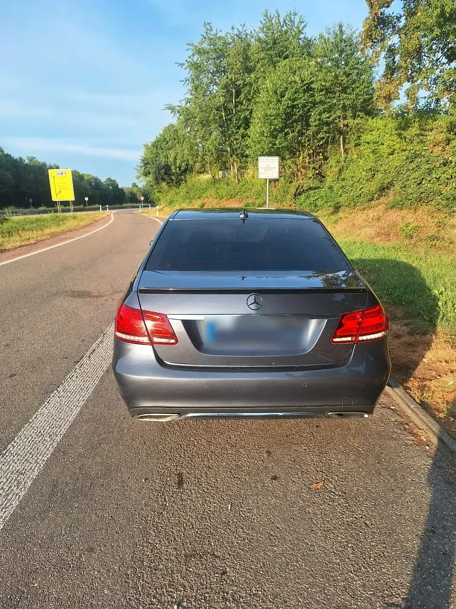 Gebraucht Mercedes E350 258 PS (189 kW) 2015 Grau Limousine