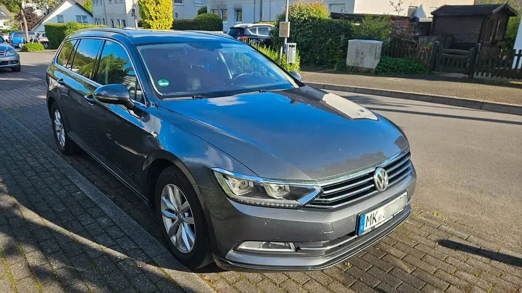 Gebraucht VW Passat 190 PS (139 kW) 2015 Grau Kombi