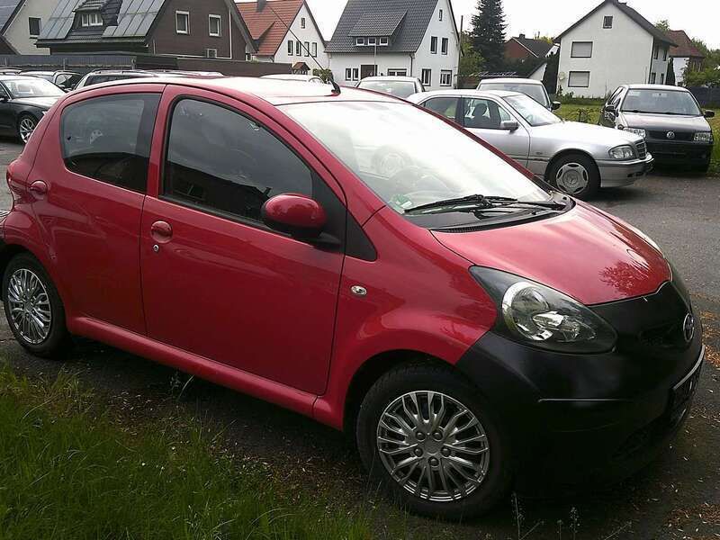 Rot Gebraucht 2006 Toyota Aygo Cool Kleinwagen | 1.990 € (Fairer Preis) - Bild 1/4