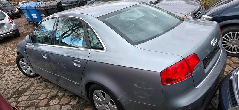 Gebraucht Audi A4 S-Line 130 PS (95 kW) 2006 Grau Limousine