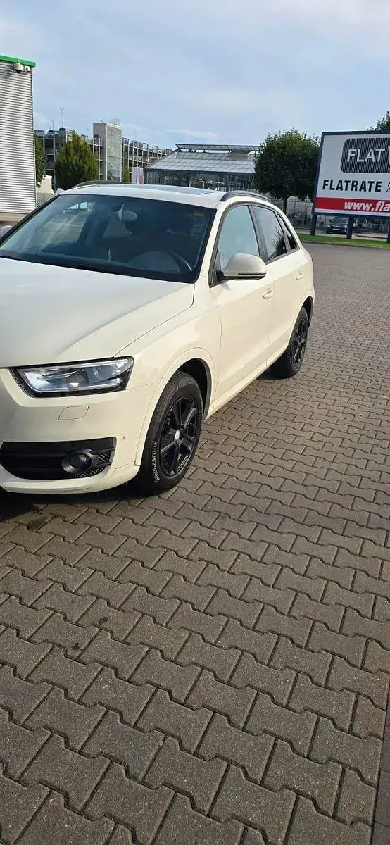 Gebraucht Audi Q3 177 PS (130 kW) 2011 Weiß SUV