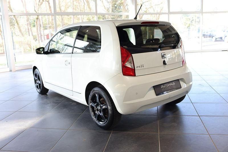 Gebraucht Seat Mii Chic 110 PS (80 kW) 2015 Oryxweiã perlmutteffekt Kleinwagen