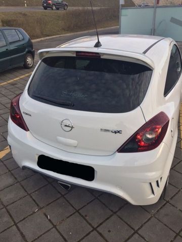 Gebraucht Opel Corsa OPC 192 PS (141 kW) 2010 Weiß metallic Kleinwagen