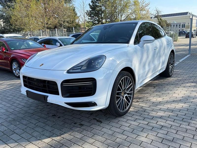 Second-hand Porsche Cayenne 340 CP (250 kW) 2022 Alb SUV