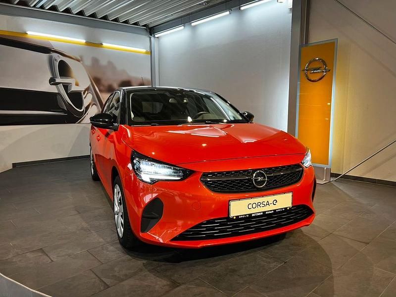 Power orange (metallic) Gebraucht 2022 Opel Corsa-e Edition Kleinwagen | 13.900 € (Fairer Preis) - Bild 1/4
