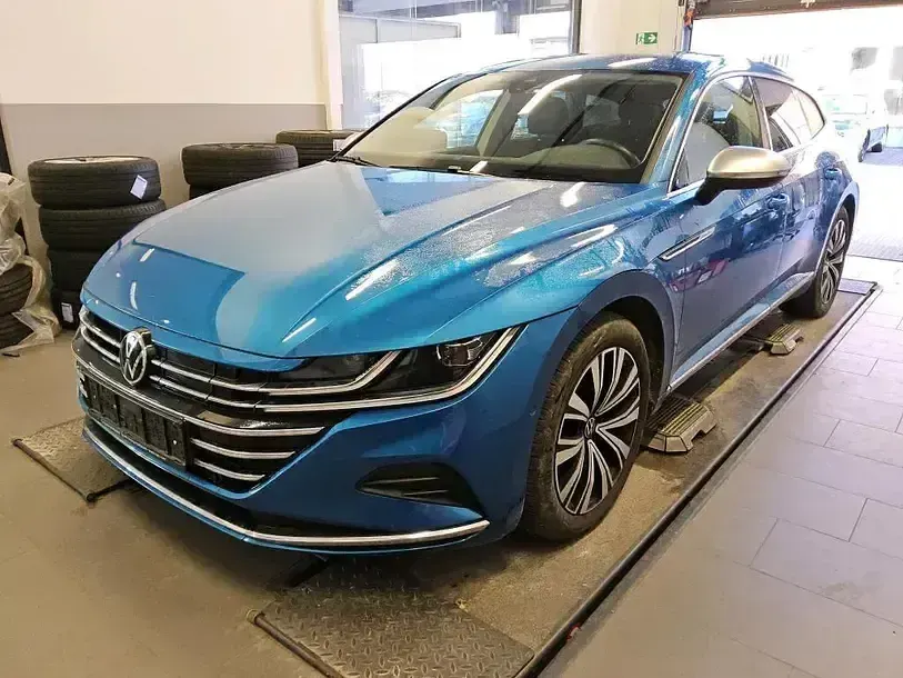 Gebraucht VW Arteon Elegance 218 PS (160 kW) 2022 Blau Kombi