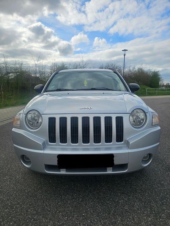 Gebraucht Jeep Compass Limited 163 PS (119 kW) 2010 SUV