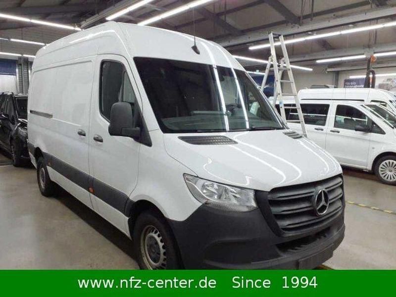 Gebraucht Mercedes Sprinter 163 PS (119 kW) 2019 Arktikweiss Van