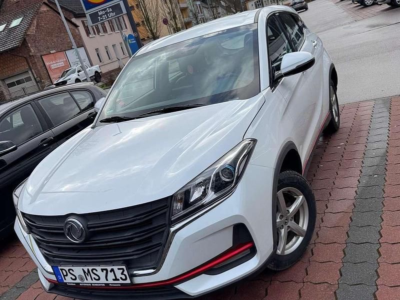 Gebraucht DFSK Fengon 106 PS (77 kW) 2023 Weiß SUV