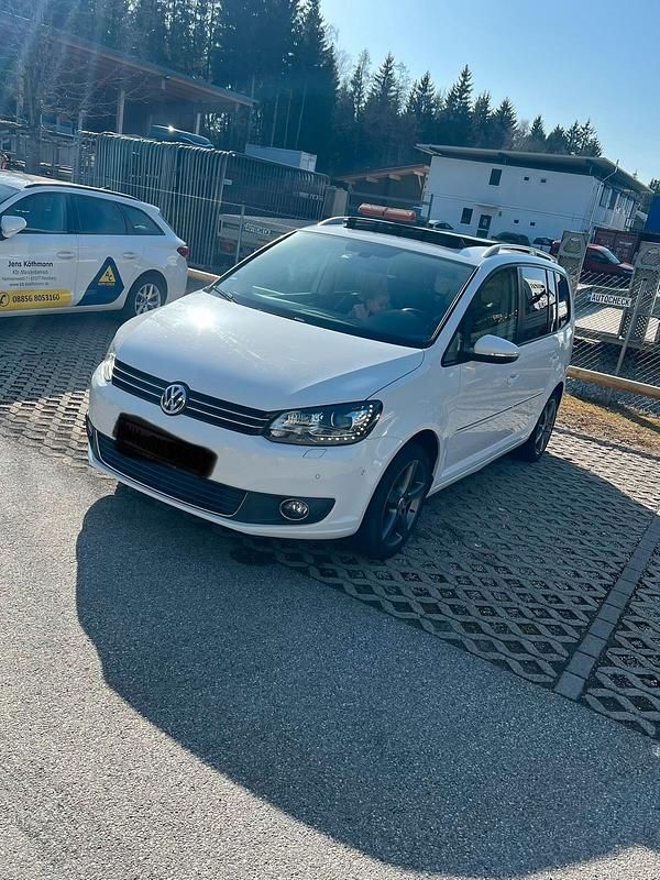 Gebraucht VW Touran 170 PS (125 kW) 2011 Weiß Van / Kleinbus