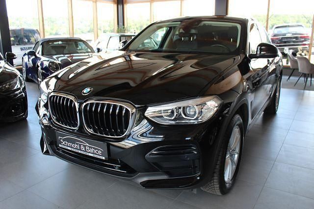 Schwarz Gebraucht 2018 BMW X4 Advantage SUV | 34.990 € (Etwas zu teuer) - Bild 1/4