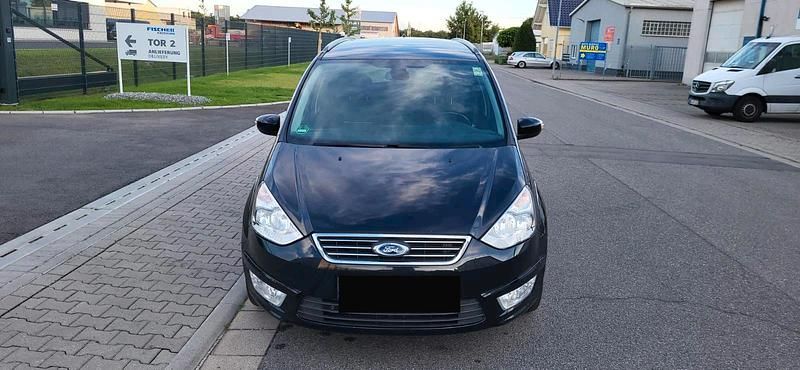 Schwarz Gebraucht 2014 Ford Galaxy Van / Kleinbus | 8.950 € (Etwas zu teuer) - Bild 1/4