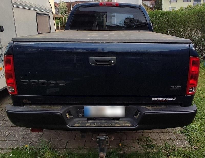 Second-hand Dodge Ram 345 CP (253 kW) 2004 Albastru Pickup