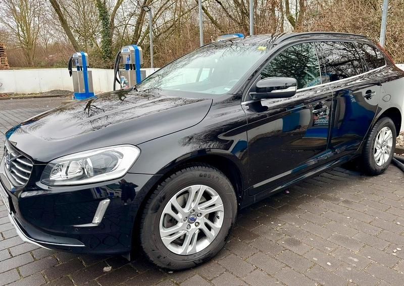 Gebraucht Volvo XC60 220 PS (161 kW) 2017 Schwarz SUV