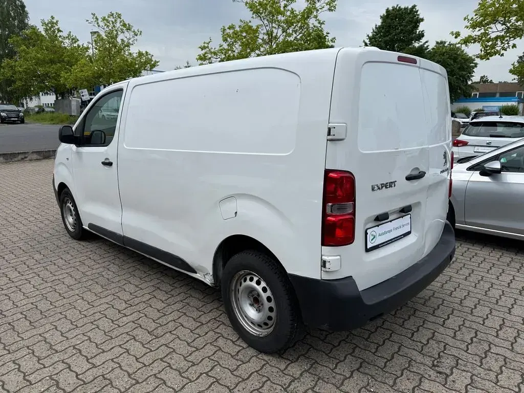 Gebraucht Peugeot Expert Premium 122 PS (89 kW) 2021 Weiß Van