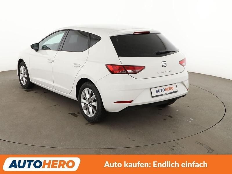 Gebraucht Seat Leon Style 131 PS (96 kW) 2019 Weiß Limousine