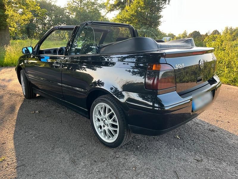 Gebraucht VW Golf Cabriolet 116 PS (85 kW) 2000 Schwarz Cabrio