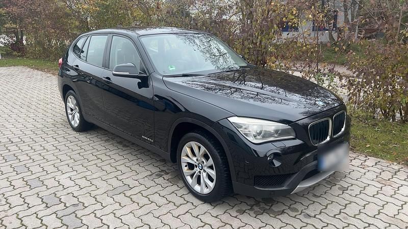 Second-hand BMW X1 184 CP (135 kW) 2013 Negru SUV