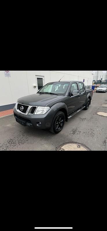 Gebraucht Nissan Navara 190 PS (139 kW) 2011 Grau Abholung