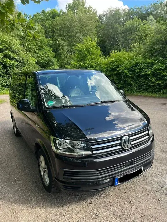 Gebraucht VW Multivan Comfortline 150 PS (110 kW) 2019 Schwarz Van / Kleinbus