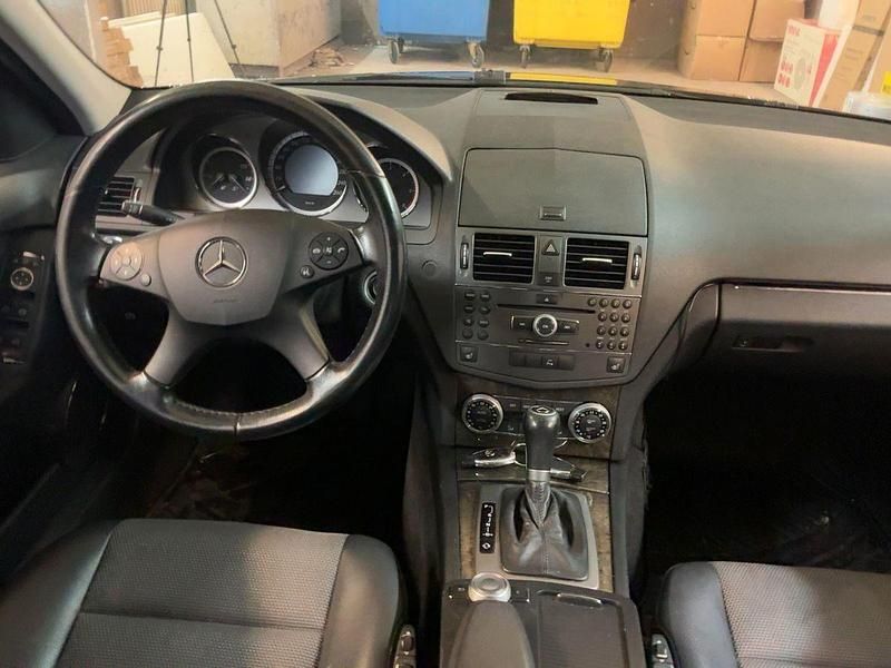 Gebraucht Mercedes C350 231 PS (169 kW) 2010 Blau Kombi