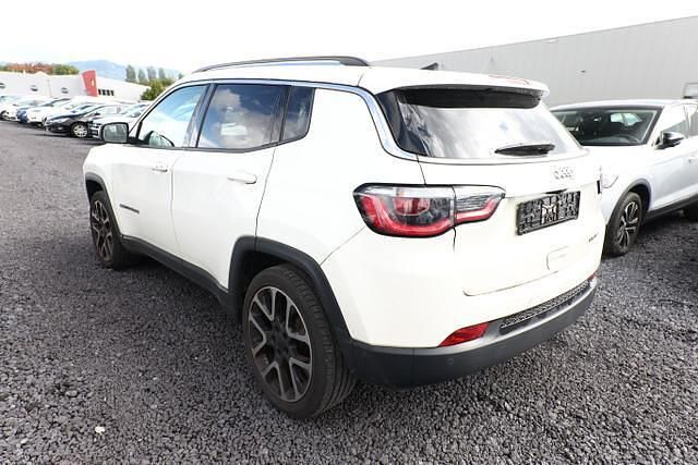 Gebraucht Jeep Compass Limited 140 PS (102 kW) 2018 White clear coat white clear coat SUV