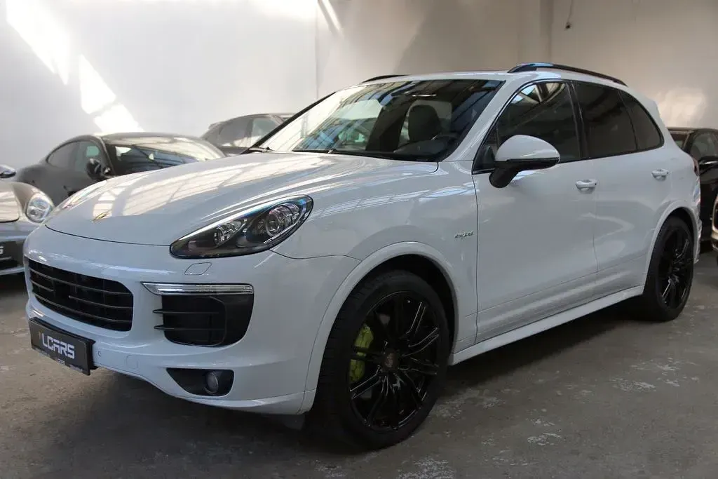 Gebraucht Porsche Cayenne S E-Hybrid 416 PS (305 kW) 2015 Weiß SUV