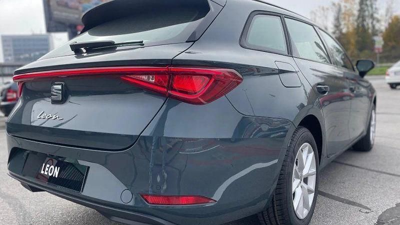 Neu Seat Leon Style 116 PS (85 kW) 2026 Blau Limousine