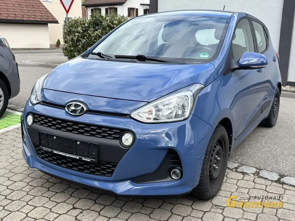 Gebraucht Hyundai i10 Style 87 PS (63 kW) 2018 Blau Kleinwagen