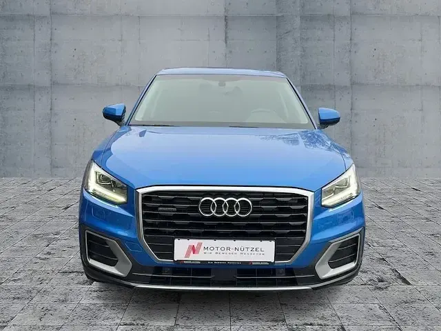 Używany Audi Q2 Design 190 KM (139 kW) 2020 Niebieski SUV
