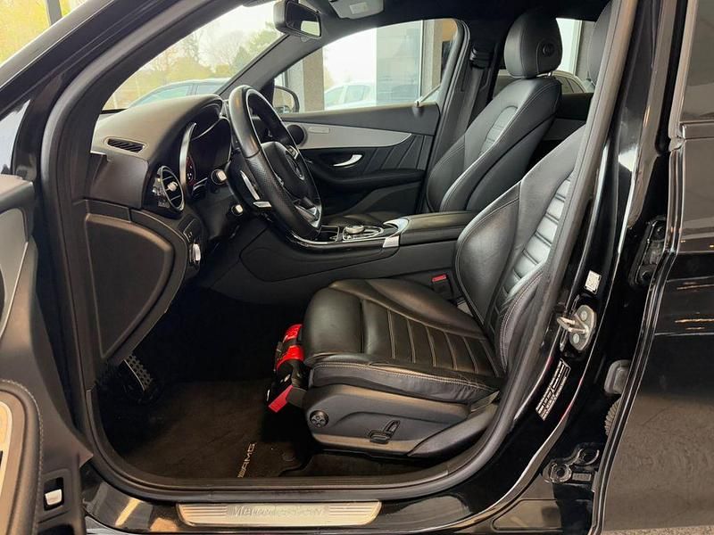 Gebraucht Mercedes GLC220 AMG 170 PS (125 kW) 2019 Obsidianschwarz  metalliclack (metallic) Coupé