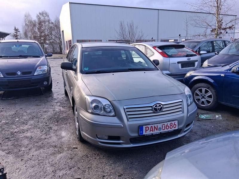 Gebraucht Toyota Avensis Sol 129 PS (94 kW) 2005 Other Limousine
