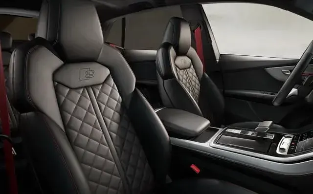 Neu Audi Q8 S-Line 286 PS (210 kW) 2026 Mythosschwarz metallic mythosschwarz metallic SUV