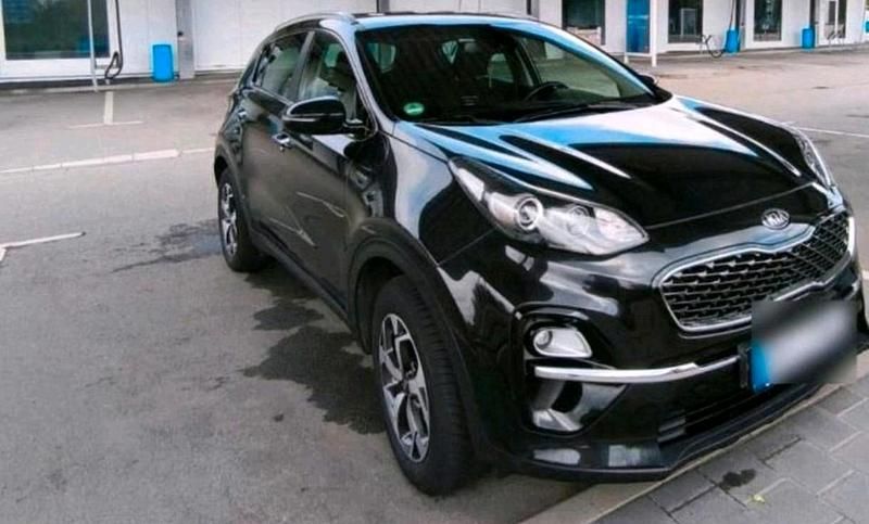 Schwarz Gebraucht 2019 Kia Sportage DREAM-TEAM Edition SUV | 15.900 € - Bild 1/4