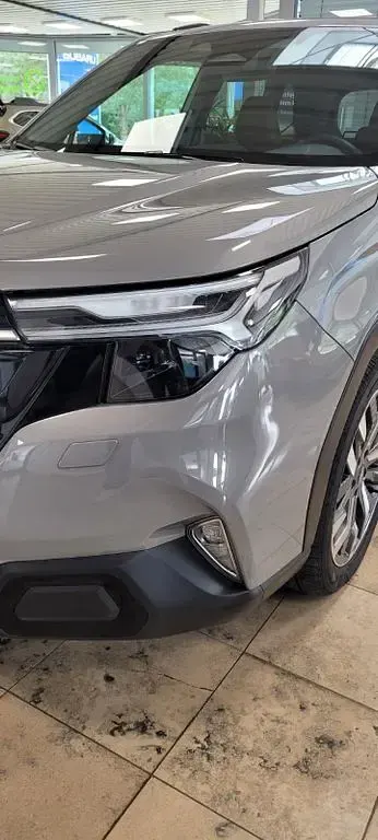 Gebraucht Subaru Forester Platinum 136 PS (100 kW) 2025 Grau SUV