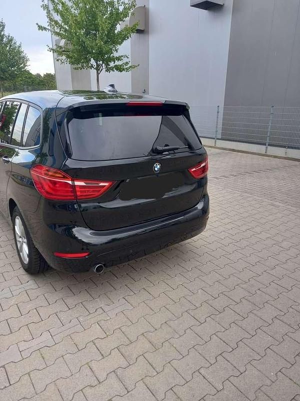 Gebraucht BMW 218 Advantage 150 PS (110 kW) 2016 Kombi