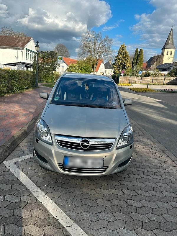 Gebraucht Opel Zafira 180 PS (132 kW) 2008 Grau Van / Kleinbus