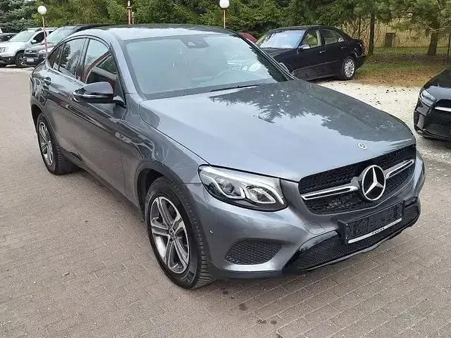 Gebraucht Mercedes GLC250 211 PS (155 kW) 2018 Grau SUV