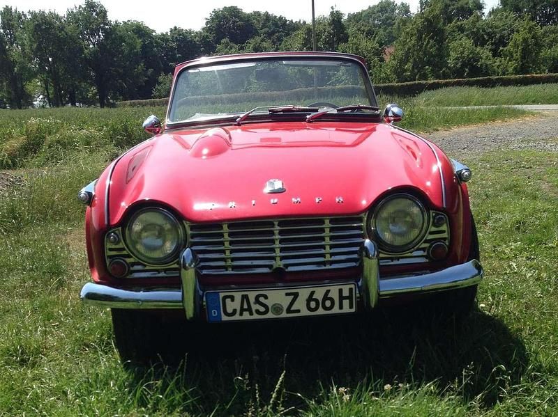 Gebraucht Triumph TR4 101 PS (74 kW) 1967 Rot Cabrio