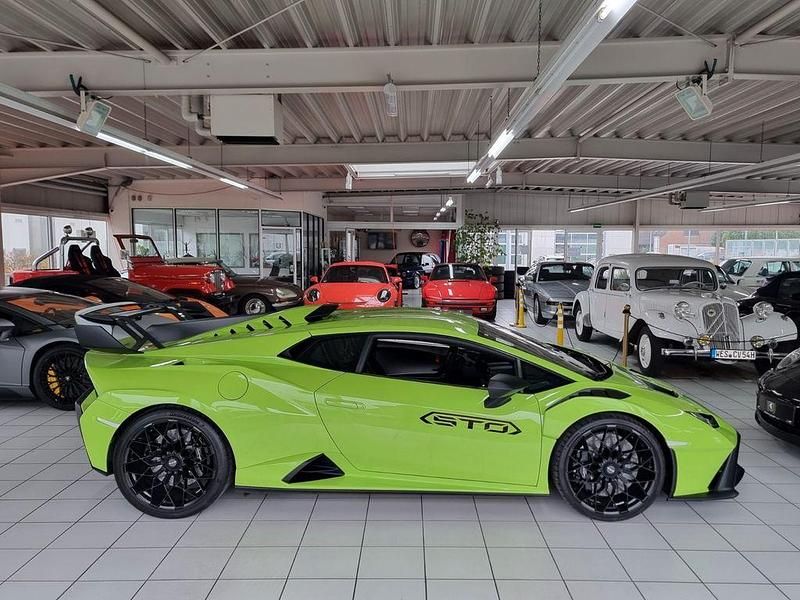 Gebraucht Lamborghini Huracán 640 PS (470 kW) 2024 Gelb Coupé