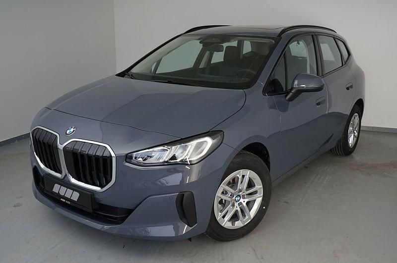 Gebraucht BMW 216 Active Tourer 122 PS (89 kW) 2025 Grau Van / Kleinbus