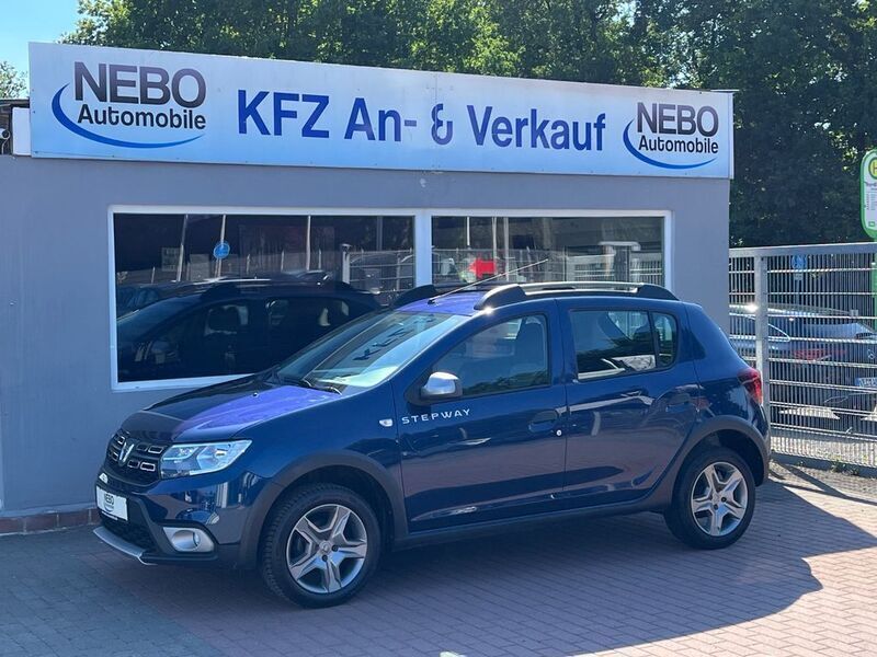 Blau Gebraucht 2019 Dacia Sandero Essentiel Kleinwagen | 9.000 € (Fairer Preis) - Bild 1/4