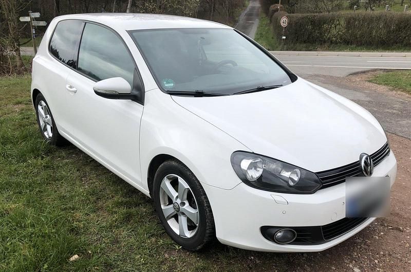 Gebraucht VW Golf VI Highline 160 PS (117 kW) 2009 Weiß Kleinwagen