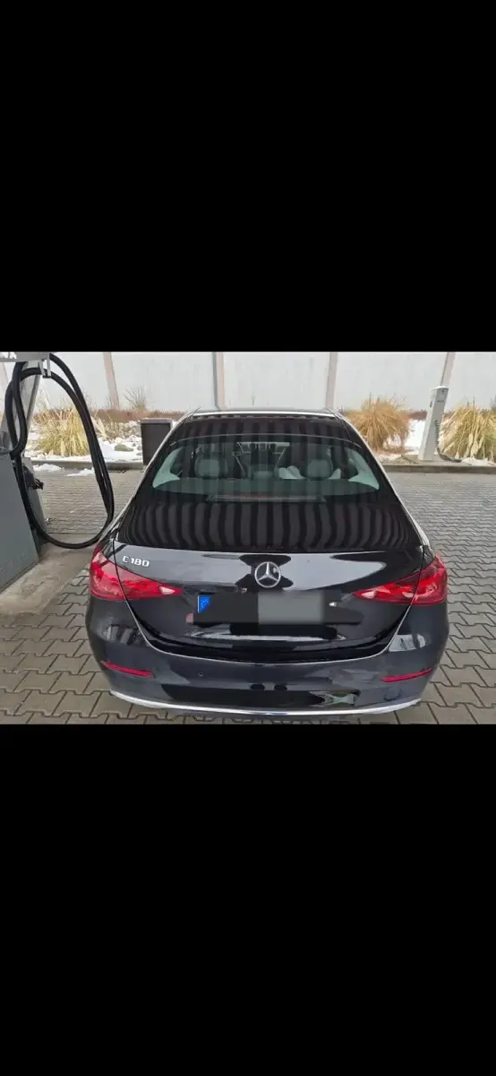Gebraucht Mercedes C180 Avantgarde 170 PS (125 kW) 2022 Schwarz Limousine