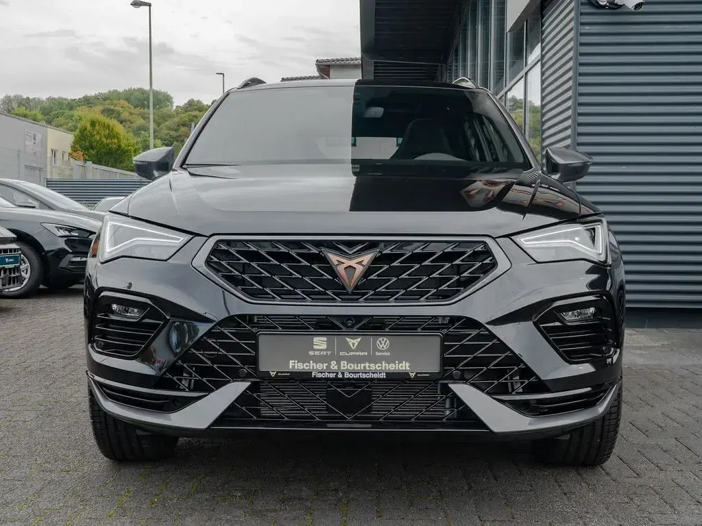 Neu Cupra Ateca VZ 300 PS (220 kW) 2025 Magic schwarz SUV