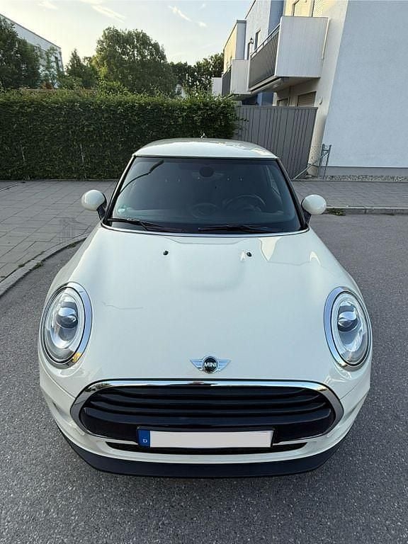 Weiß Gebraucht 2018 Mini Cooper Chili Kleinwagen | 12.800 € (Superpreis) - Bild 1/4